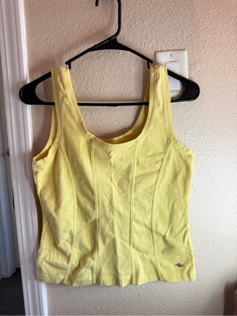Women’s Yellow Scoop Neck Active Tank Top